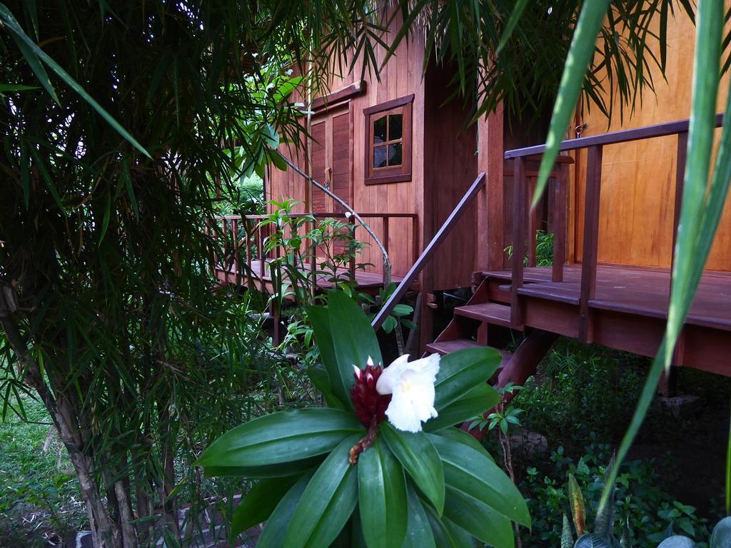 Shibui Garden Bungalows And Restaurant Tanjung  Exterior photo