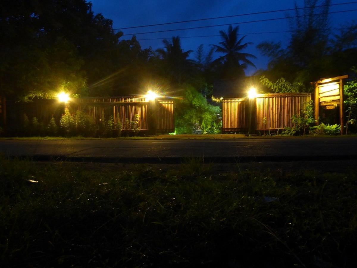 Shibui Garden Bungalows And Restaurant Tanjung  Exterior photo